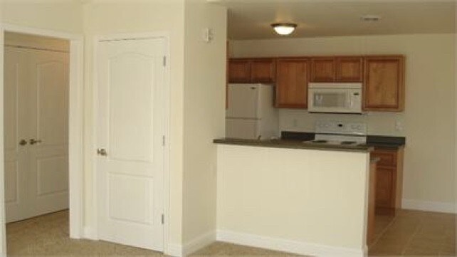 Foto del edificio - 1120 Black Diamond Dr