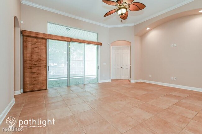 Foto del edificio - 4 br, 3.5 bath House - 104 Baxterly Way UNIT