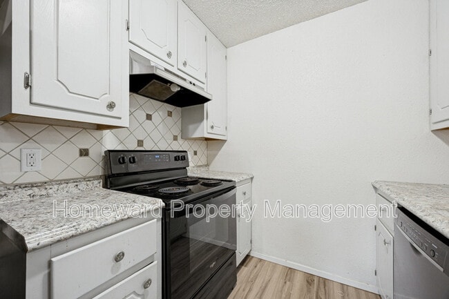 Foto del edificio - 806 W Belden St