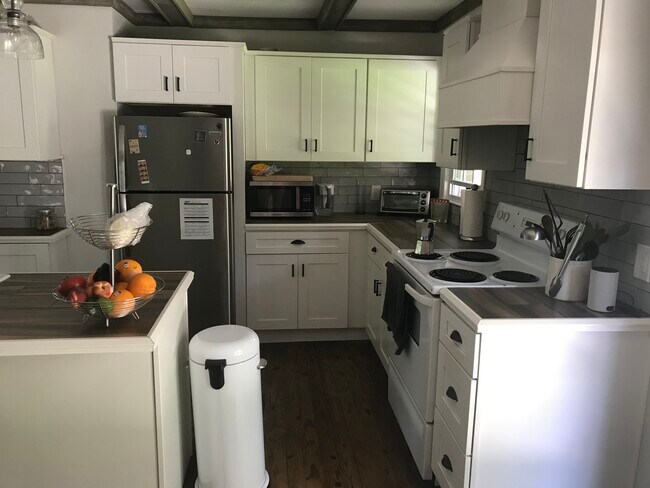 Foto del edificio - 1131 Kenwood Dr
