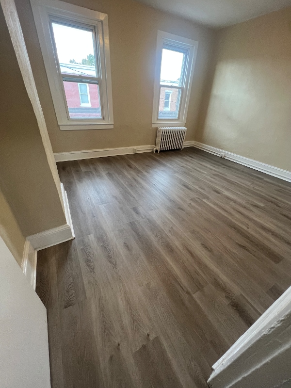 Foto del edificio - 6146 Glenmore Ave