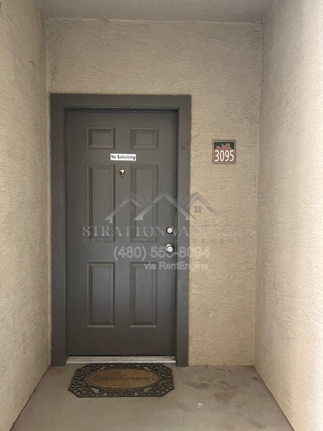 Building Photo - 5401 E Van Buren St