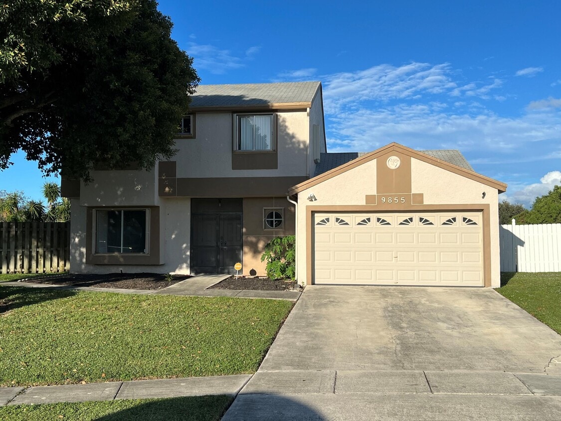 9855 Robins Nest Rd, Boca Raton, FL 33496 House Rental in Boca Raton