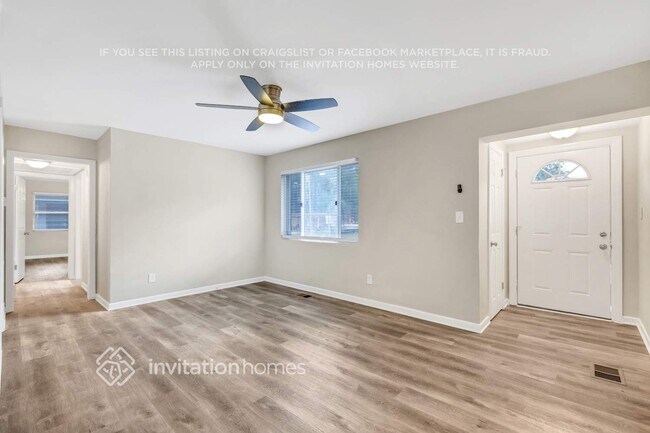 Foto del edificio - 5815 Oliver St