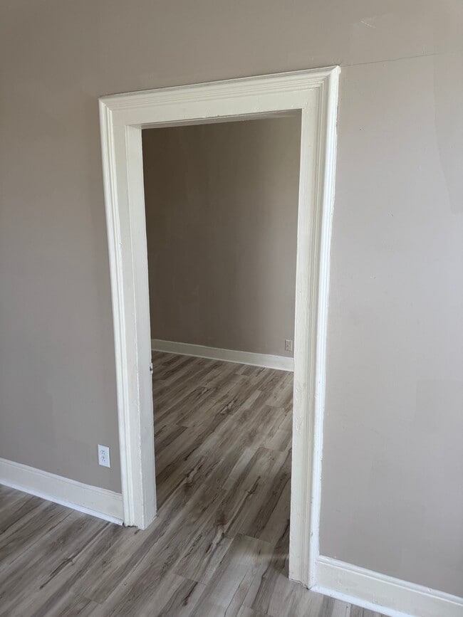 Building Photo - 1832 Franklin Ave