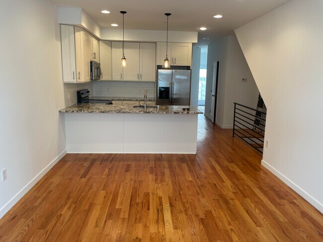 Foto del edificio - 2309 E Oakdale St