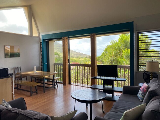 Building Photo - Makaha Valley Plantation - Two Bedroom
