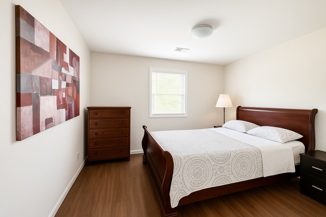 Guest room1 - 19004 Queen Dr