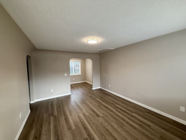 Building Photo - 1762 Evergreen Ave NE