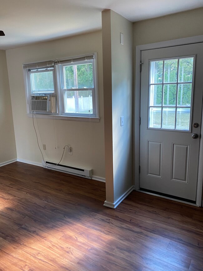 Foto del edificio - 480 Berkshire Ln