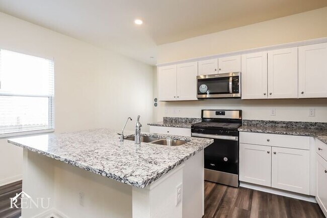 Building Photo - 5251 Dawn Break