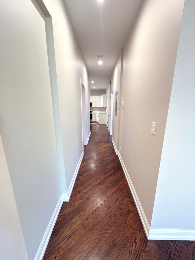 Foto del edificio - 2754 N Richmond St