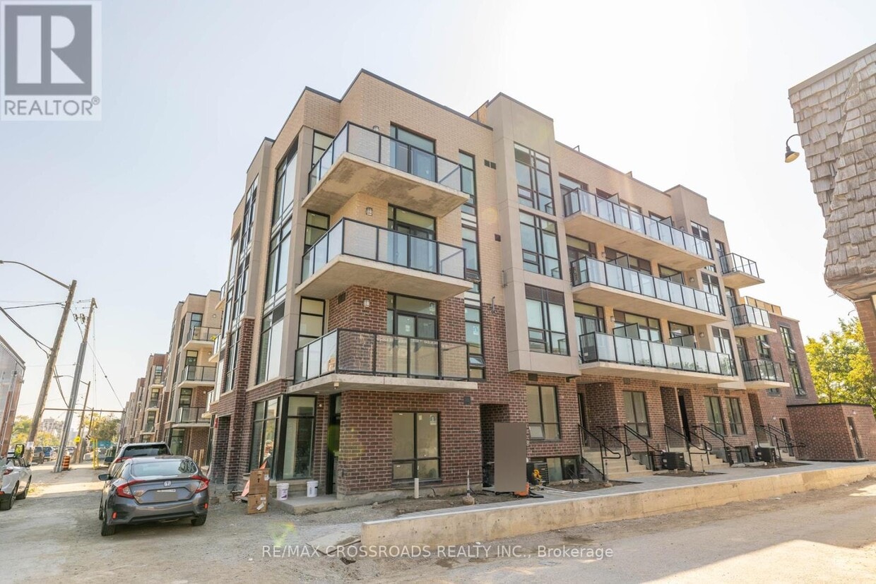 Primary Photo - 871-T871 Sheppard Ave W