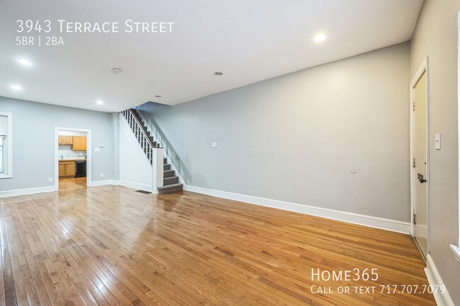 Building Photo - 3943 Terrace St