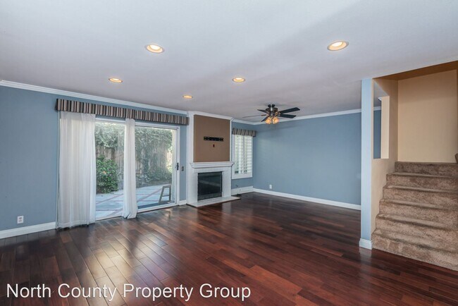 Building Photo - 3648 Caminito Carmel Landing