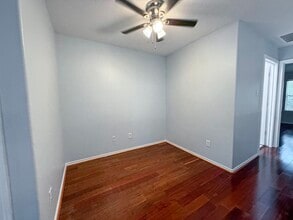 Building Photo - 3 Peach Ridge Pl