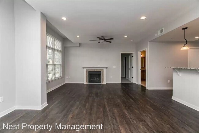 Building Photo - 3 br, 2 bath House - 847 Quarry Rd #208