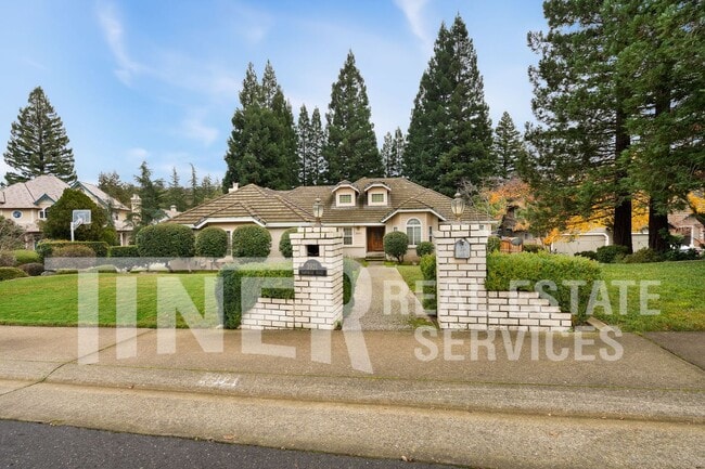 Foto del edificio - 3921 Rawhide Rd