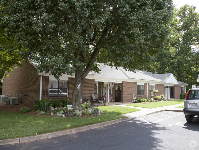 Apartments In Rural Hall