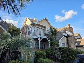 Building Photo - 2300 Old Spanish Trl