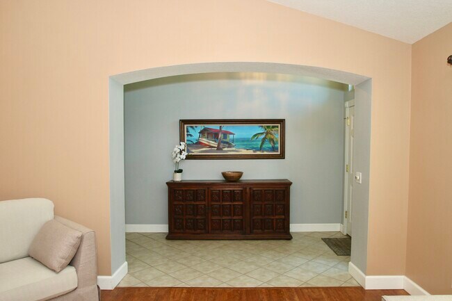 Building Photo - 5772 White Acres Ln