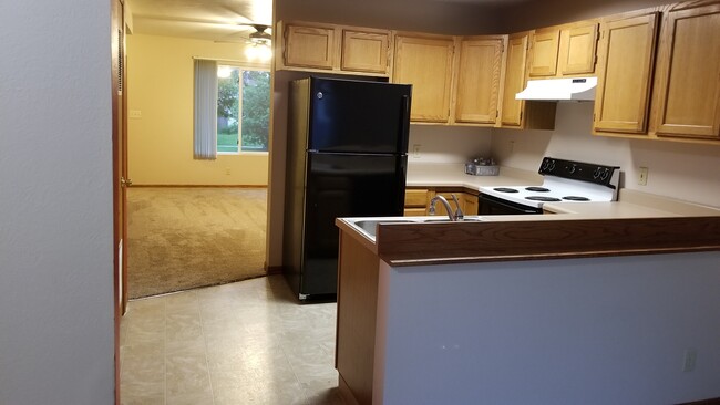 Kitchen (Looking towards Living Room) - 2601 N 44th St