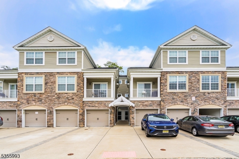 Primary Photo - 503 Waterview Ct