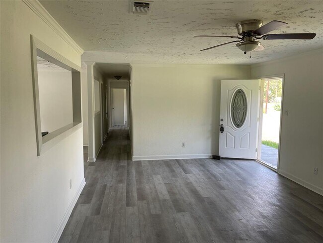 Foto del edificio - 2110 Seabourne Creek Ln