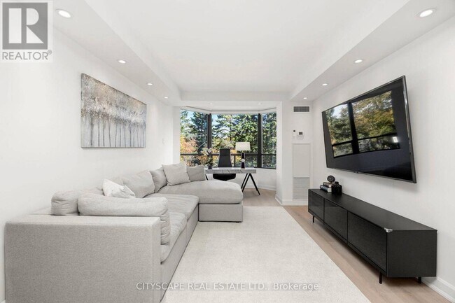 Photo du bâtiment - 7460 Bathurst St