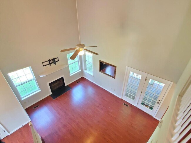 Foto del edificio - 909 Perry Howard Rd