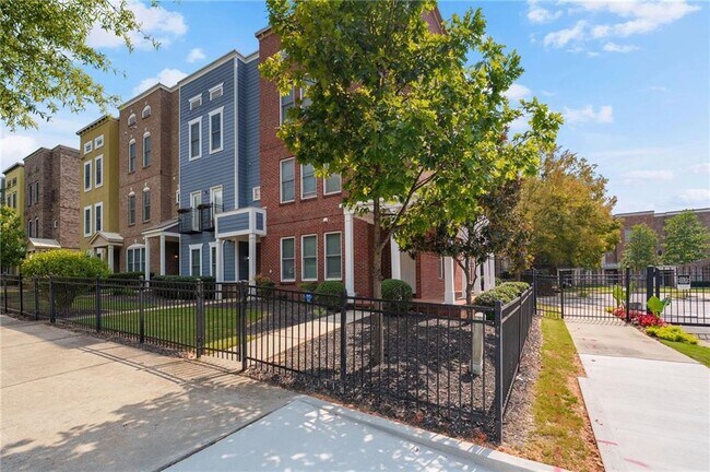 Foto del edificio - 790 Liberty Commons Dr NW