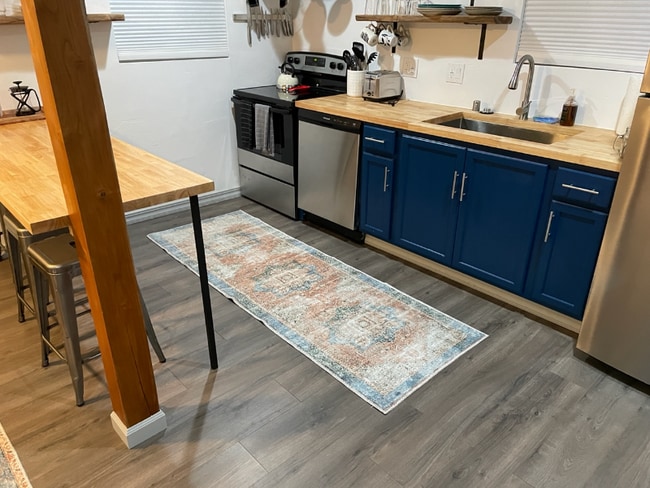 Foto del edificio - 1934 Parallel St