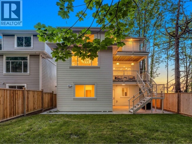 Building Photo - 3553 Monson Cres