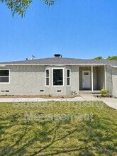 Building Photo - 11443 Dicky St