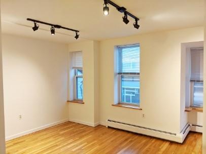 Primary Photo - 24-26 Academy St