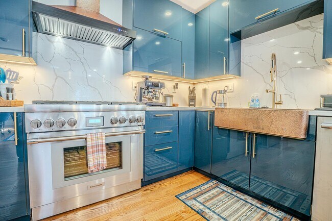 Photo - 159 Kidder Ave (Somerville, MA) Townhome