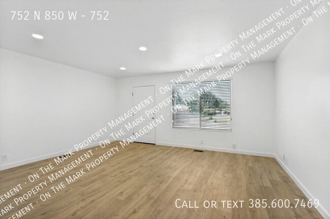 Building Photo - 752 N 850 W St