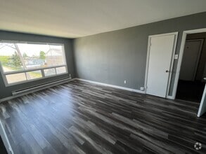 Building Photo - 34 Verdun St