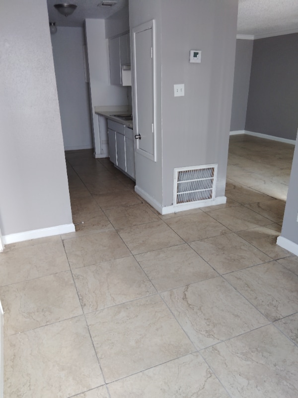 Photo - 10110 Forum Park Dr Apartment