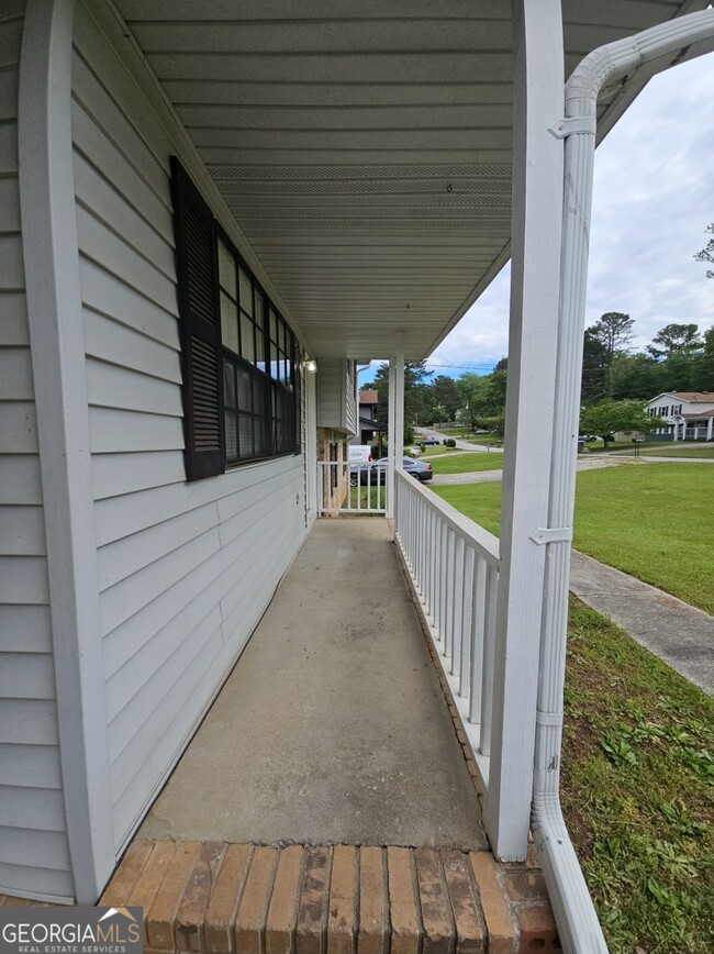 Building Photo - 6099 Tina Ln