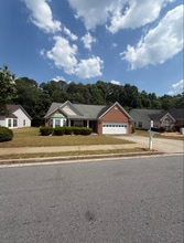 Building Photo - 95 Saddlebrook Ct