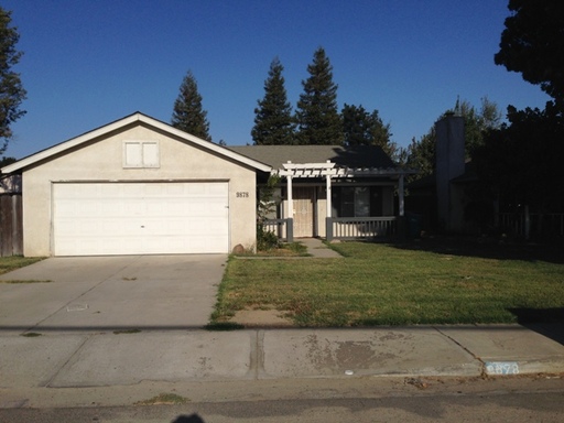 Primary Photo - 9878 Merced Ave