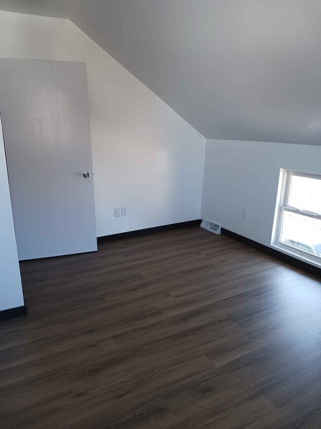 Foto del edificio - 1260 Day St