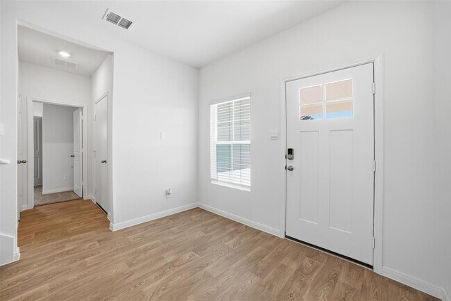 Foto del edificio - 246 Shenandoah Dr