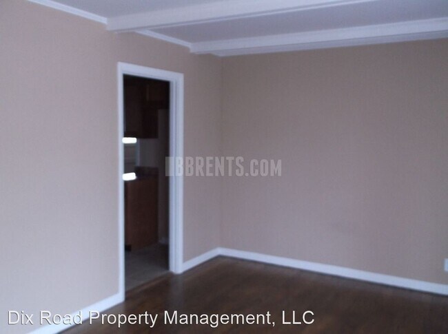 Building Photo - 3 br, 1 bath House - 631 Blackburn Avenue,