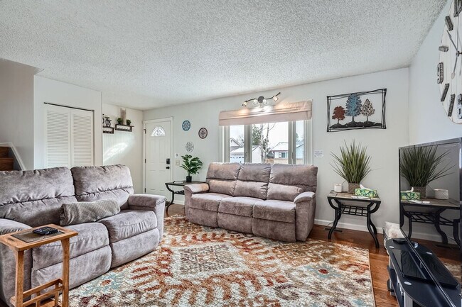 Foto del edificio - 10968 Jay St