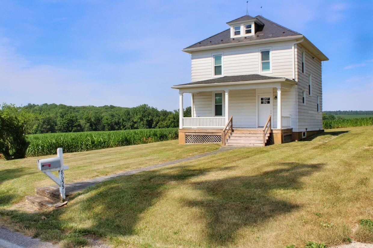 Primary Photo - 8655 Century Farms Rd