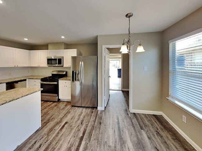 Foto del edificio - 1023 Redcrest Springs Ct