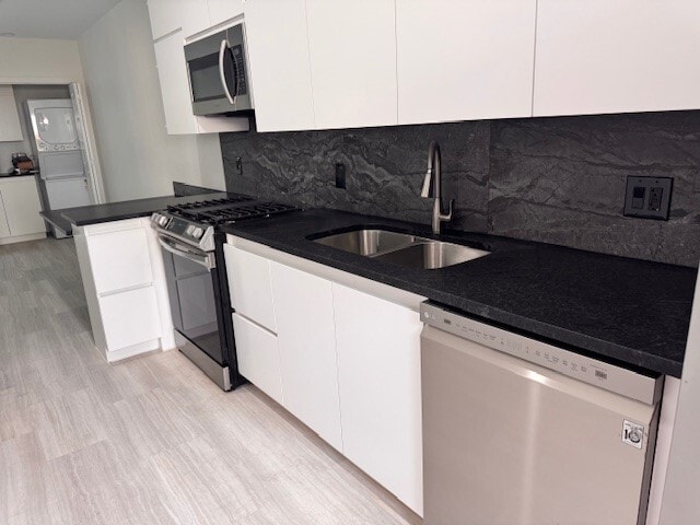 Building Photo - 2901 Isabella St