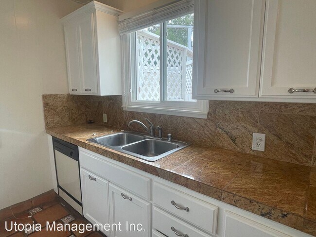 Building Photo - 3 br, 2 bath House - 4565 Saltillo Street